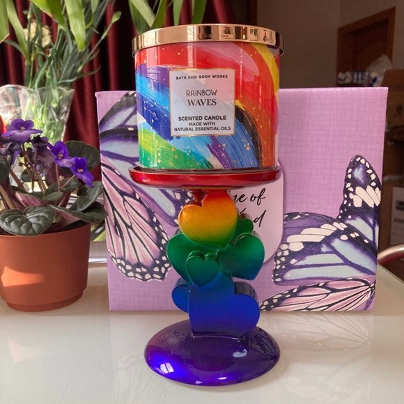 Bath & Body Works Accents Bath And Body Works Rainbow Hearts